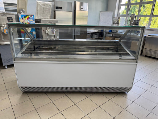 Vetrina per gelati ISA MILLENNIUM ST 220 Gelato PRO - ottime condizioni (L 220 x P 110 x H 135 cm) - krae - shop.com